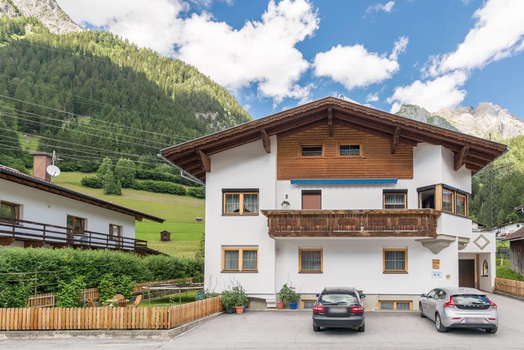 Haus Schimpfoessl Apartman Flirsch Kültér fotó
